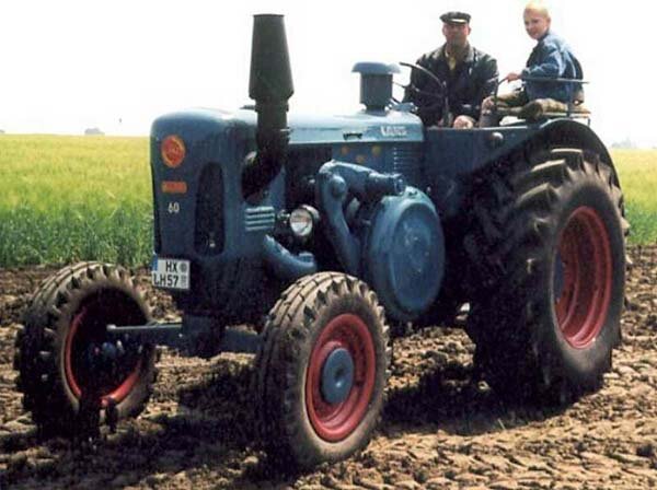 LANZ Bulldog D6016 Foto 3