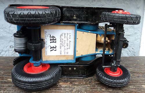 LANZ Bulldog Holzmodell Foto 5