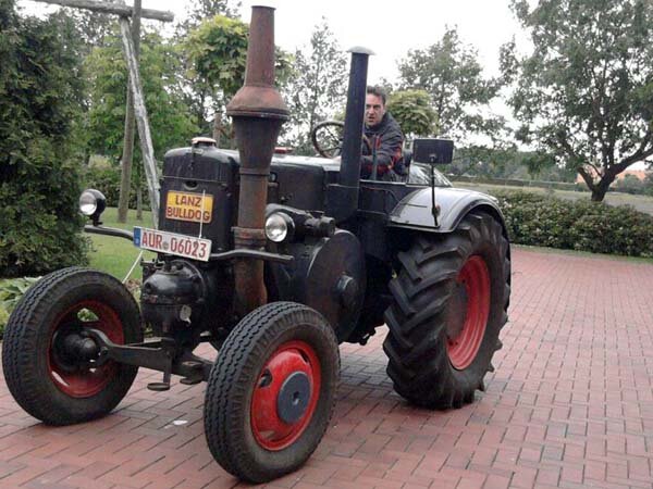 LANZ Bulldog D1506 Foto 3