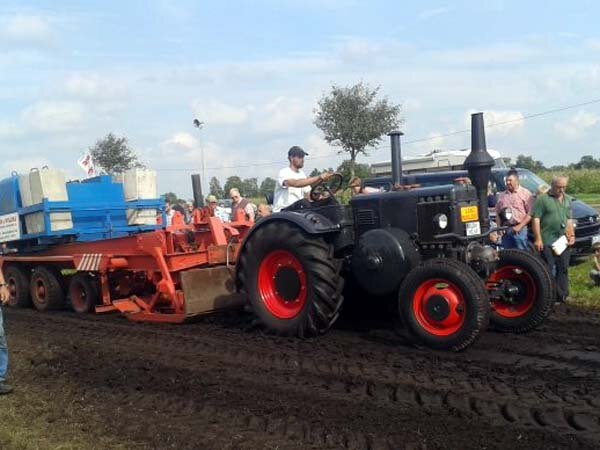 LANZ Bulldog D1506 Foto 5