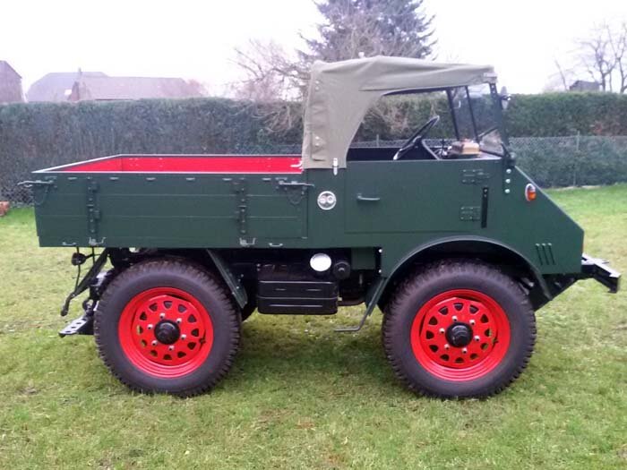 Unimog 2010 von 1953 Foto 3
