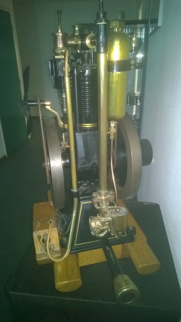 Heinrich Rehse Stationär Motor Foto 1