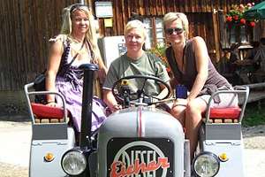 Oldtimer-Traktor-Vermietung Strobel