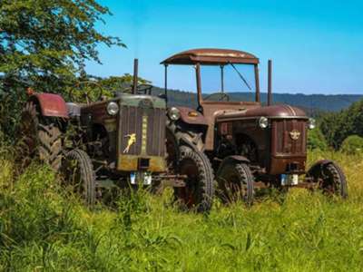 Hanomag R35 und Hanomag R324S